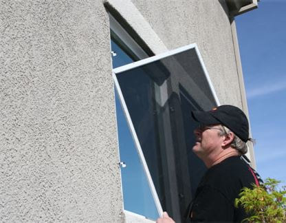 how to install window susncreens
